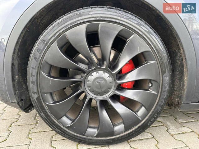 Серый Тесла Model Y, объемом двигателя 0 л и пробегом 109 тыс. км за 26900 $, фото 14 на Automoto.ua