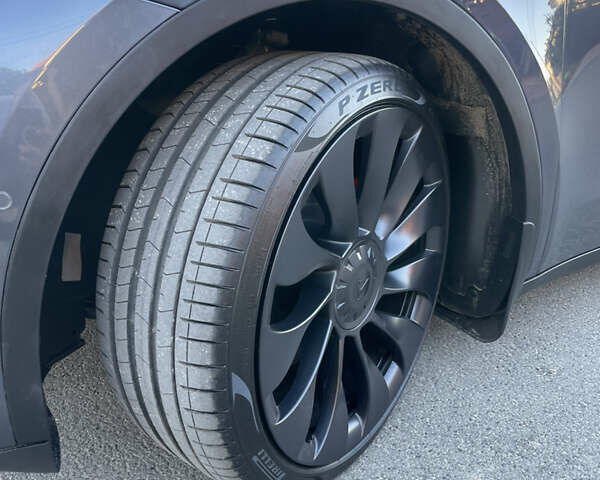 Серый Тесла Model Y, объемом двигателя 0 л и пробегом 78 тыс. км за 30500 $, фото 18 на Automoto.ua