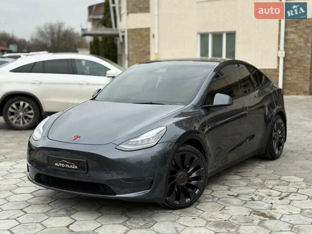 Серый Тесла Model Y, объемом двигателя 0 л и пробегом 53 тыс. км за 28000 $, фото 7 на Automoto.ua