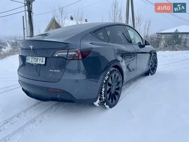 Серый Тесла Model Y, объемом двигателя 0 л и пробегом 54 тыс. км за 26900 $, фото 4 на Automoto.ua