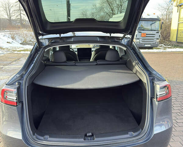 Сірий Тесла Model Y, об'ємом двигуна 0 л та пробігом 47 тис. км за 29500 $, фото 16 на Automoto.ua