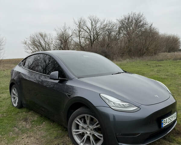 Серый Тесла Model Y, объемом двигателя 0 л и пробегом 156 тыс. км за 24900 $, фото 21 на Automoto.ua