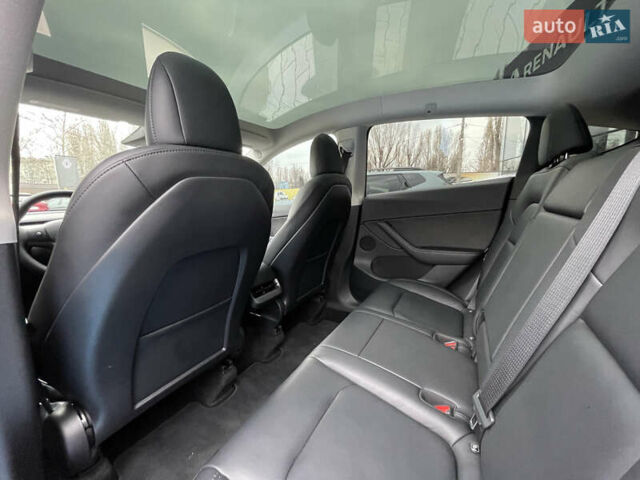 Серый Тесла Model Y, объемом двигателя 0 л и пробегом 44 тыс. км за 29900 $, фото 12 на Automoto.ua