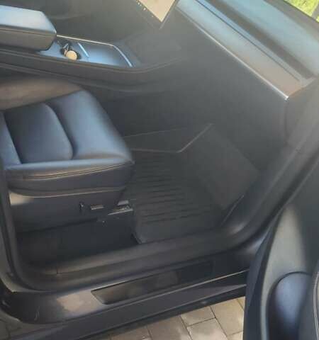 Серый Тесла Model Y, объемом двигателя 0 л и пробегом 18 тыс. км за 33000 $, фото 12 на Automoto.ua
