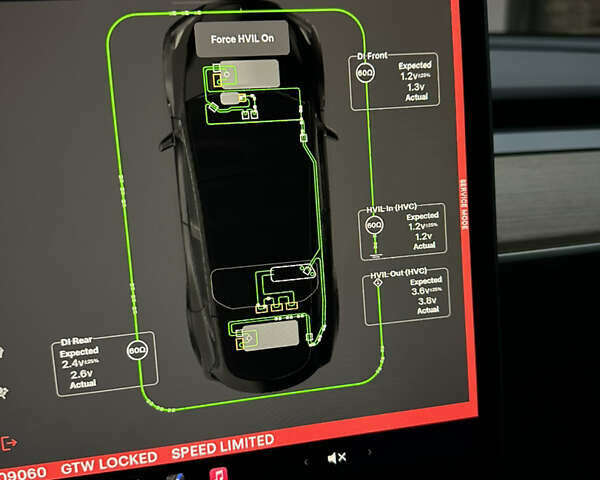Серый Тесла Model Y, объемом двигателя 0 л и пробегом 95 тыс. км за 24900 $, фото 33 на Automoto.ua