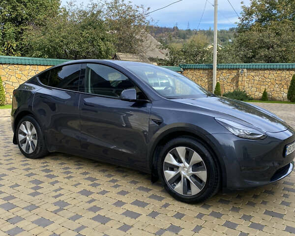 Серый Тесла Model Y, объемом двигателя 0 л и пробегом 30 тыс. км за 45999 $, фото 21 на Automoto.ua