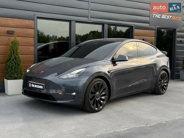 Серый Тесла Model Y, объемом двигателя 0 л и пробегом 85 тыс. км за 23900 $, фото 1 на Automoto.ua