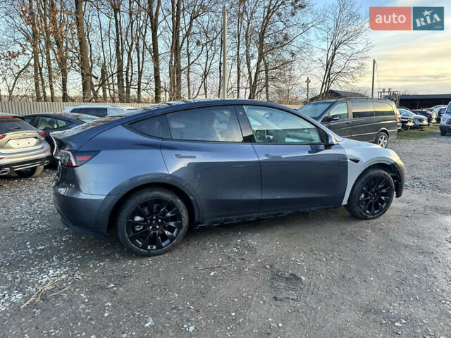 Серый Тесла Model Y, объемом двигателя 0 л и пробегом 65 тыс. км за 19300 $, фото 6 на Automoto.ua