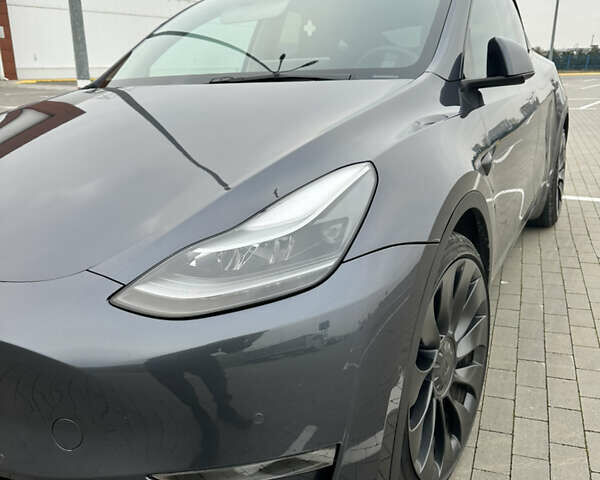 Серый Тесла Model Y, объемом двигателя 0 л и пробегом 58 тыс. км за 28500 $, фото 11 на Automoto.ua