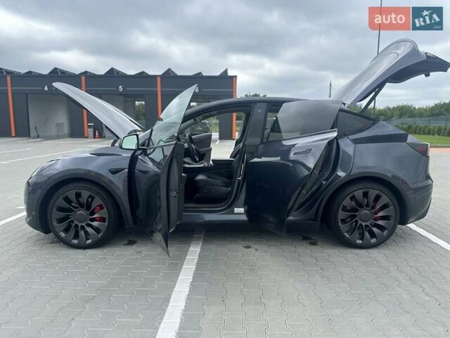 Сірий Тесла Model Y, об'ємом двигуна 0 л та пробігом 47 тис. км за 29999 $, фото 10 на Automoto.ua