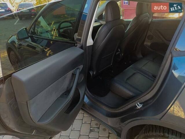 Тесла Model Y 2022 у Києві на Automoto.ua Сірий Тесла Model Y, об'ємом двигуна 0 л та пробігом 95 тис. км за 22700 $, фото 2 на Automoto.ua