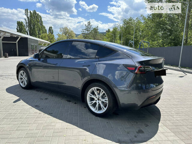 Серый Тесла Model Y, объемом двигателя 0 л и пробегом 25 тыс. км за 31500 $, фото 3 на Automoto.ua