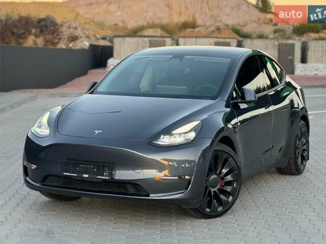 Серый Тесла Model Y, объемом двигателя 0 л и пробегом 100 тыс. км за 24500 $, фото 24 на Automoto.ua
