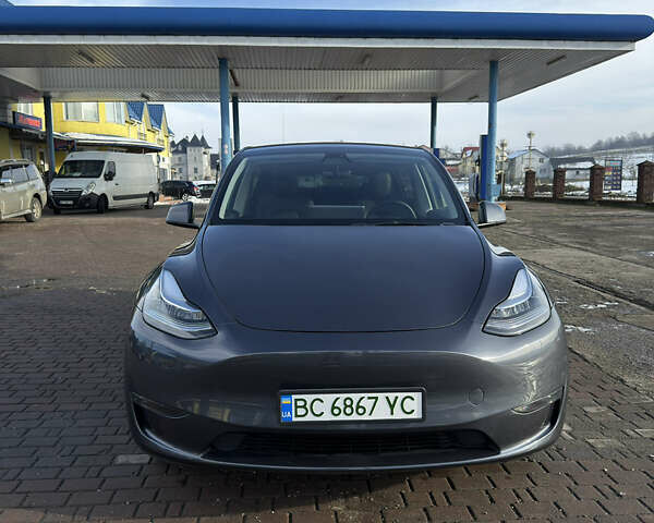 Сірий Тесла Model Y, об'ємом двигуна 0 л та пробігом 47 тис. км за 29500 $, фото 1 на Automoto.ua