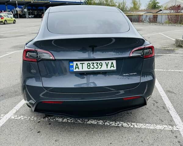 Серый Тесла Model Y, объемом двигателя 0 л и пробегом 61 тыс. км за 25500 $, фото 9 на Automoto.ua