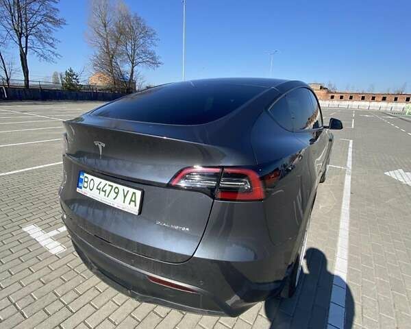 Серый Тесла Model Y, объемом двигателя 0 л и пробегом 32 тыс. км за 27500 $, фото 33 на Automoto.ua