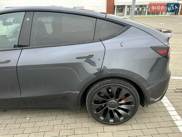 Серый Тесла Model Y, объемом двигателя 0 л и пробегом 58 тыс. км за 28500 $, фото 12 на Automoto.ua
