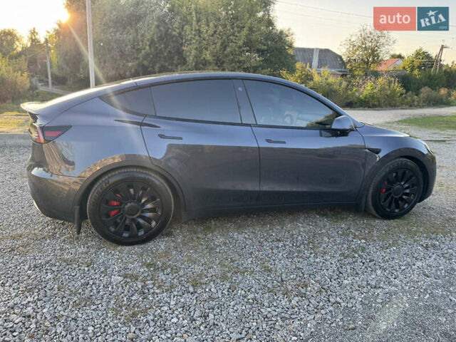 Серый Тесла Model Y, объемом двигателя 0 л и пробегом 112 тыс. км за 27700 $, фото 9 на Automoto.ua