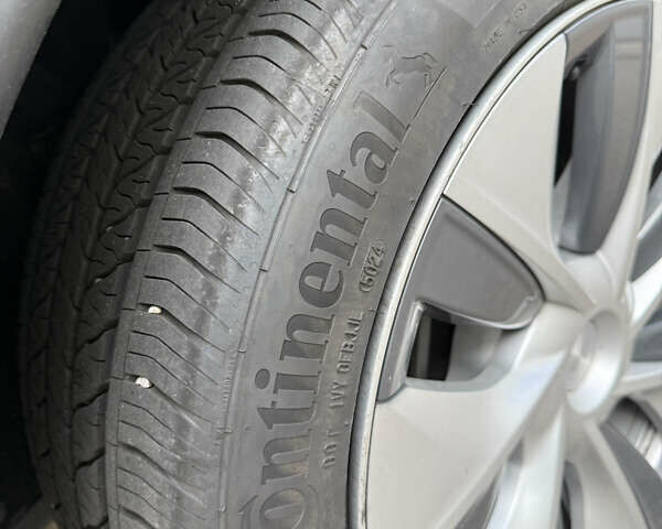 Тесла Model Y 2022 в Киеве на Automoto.ua Серый Тесла Model Y, объемом двигателя 0 л и пробегом 65 тыс. км за 26800 $, фото 11 на Automoto.ua