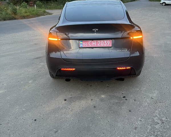 Серый Тесла Model Y, объемом двигателя 0 л и пробегом 30 тыс. км за 25000 $, фото 19 на Automoto.ua