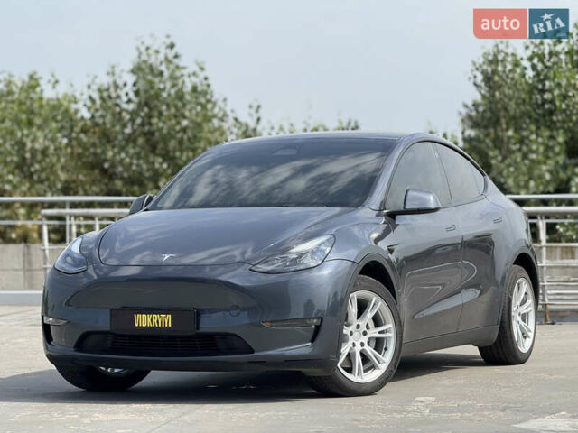 Тесла Model Y 2022 в Киеве на Automoto.ua Серый Тесла Model Y, объемом двигателя 0 л и пробегом 28 тыс. км за 29300 $, фото 1 на Automoto.ua