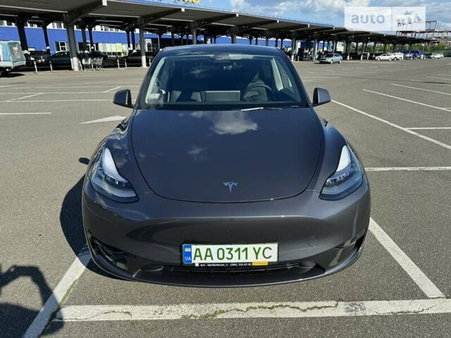 Серый Тесла Model Y, объемом двигателя 0 л и пробегом 15 тыс. км за 33500 $, фото 4 на Automoto.ua