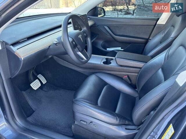 Серый Тесла Model Y, объемом двигателя 0 л и пробегом 108 тыс. км за 26500 $, фото 17 на Automoto.ua