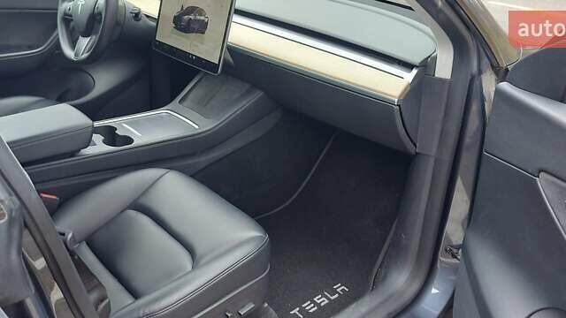 Тесла Model Y 2022 в Буче на Automoto.ua Серый Тесла Model Y, объемом двигателя 0 л и пробегом 144 тыс. км за 21300 $, фото 9 на Automoto.ua