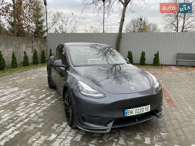 Сірий Тесла Model Y, об'ємом двигуна 0 л та пробігом 118 тис. км за 25900 $, фото 6 на Automoto.ua