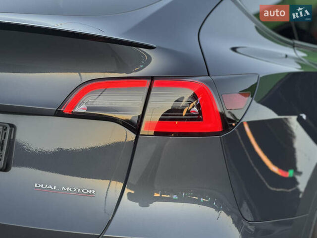 Серый Тесла Model Y, объемом двигателя 0 л и пробегом 100 тыс. км за 24500 $, фото 17 на Automoto.ua