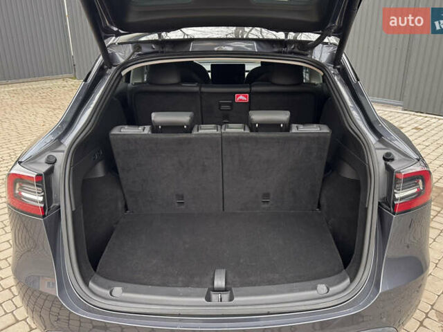 Сірий Тесла Model Y, об'ємом двигуна 0 л та пробігом 46 тис. км за 27500 $, фото 20 на Automoto.ua