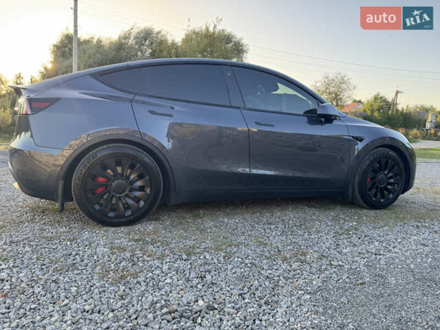 Серый Тесла Model Y, объемом двигателя 0 л и пробегом 112 тыс. км за 27700 $, фото 10 на Automoto.ua
