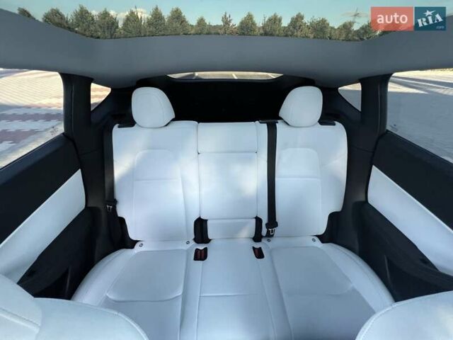 Серый Тесла Model Y, объемом двигателя 0 л и пробегом 25 тыс. км за 27000 $, фото 68 на Automoto.ua