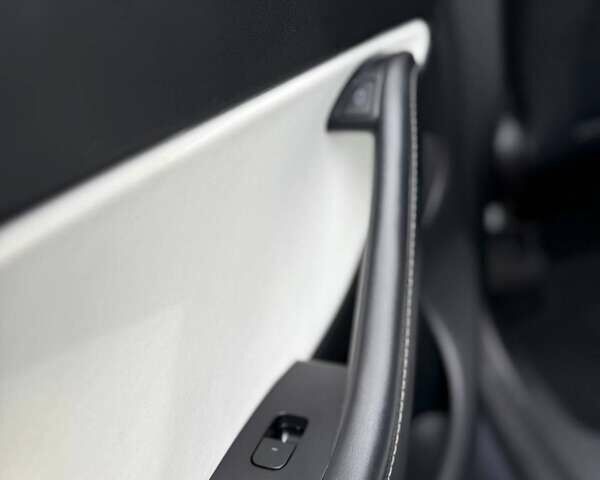 Сірий Тесла Model Y, об'ємом двигуна 0 л та пробігом 165 тис. км за 25000 $, фото 24 на Automoto.ua