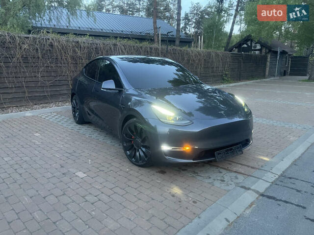 Сірий Тесла Model Y, об'ємом двигуна 0 л та пробігом 69 тис. км за 29999 $, фото 3 на Automoto.ua