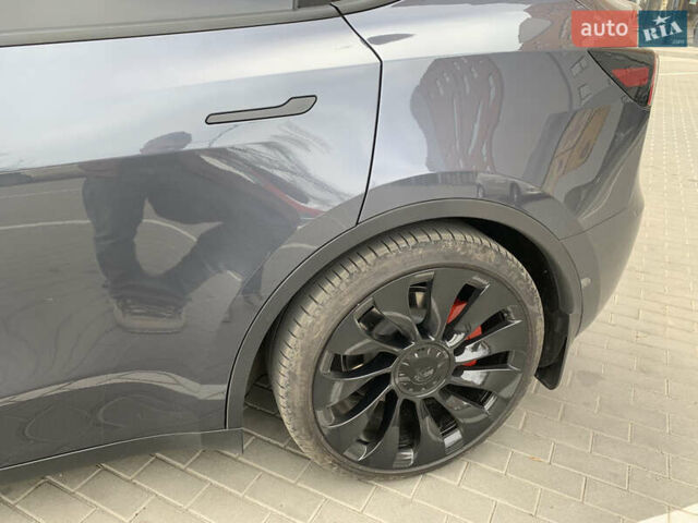 Серый Тесла Model Y, объемом двигателя 0 л и пробегом 29 тыс. км за 32700 $, фото 29 на Automoto.ua