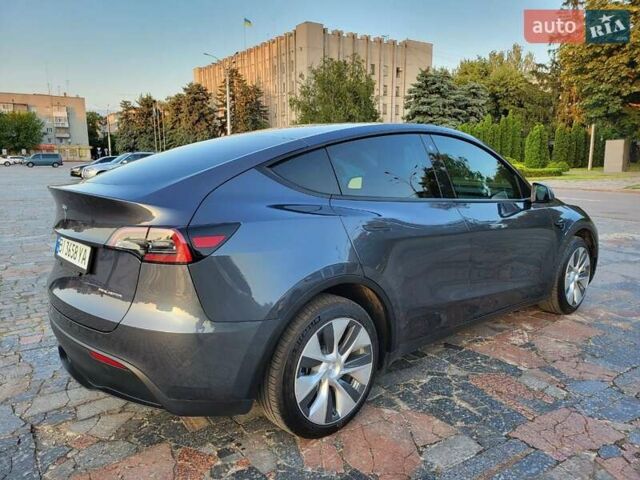 Серый Тесла Model Y, объемом двигателя 0 л и пробегом 49 тыс. км за 26950 $, фото 15 на Automoto.ua