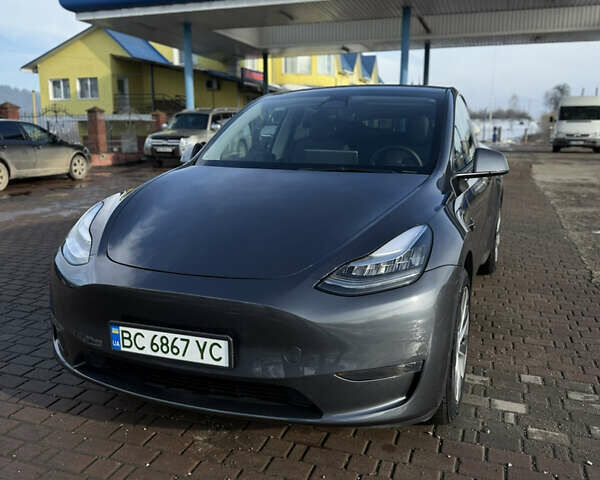 Сірий Тесла Model Y, об'ємом двигуна 0 л та пробігом 47 тис. км за 29500 $, фото 24 на Automoto.ua