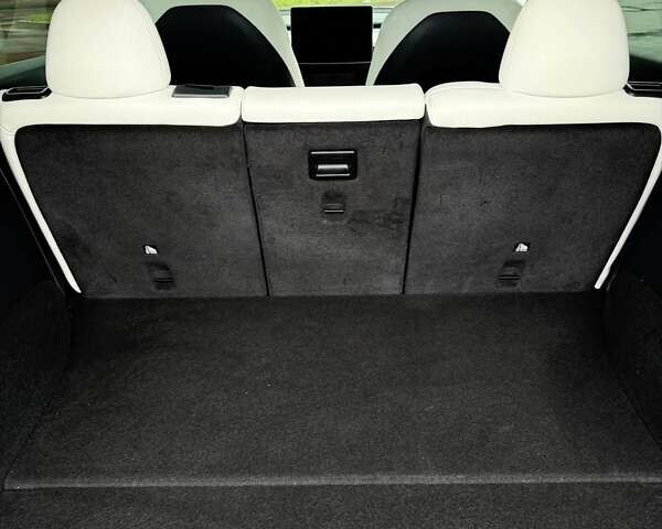 Сірий Тесла Model Y, об'ємом двигуна 0 л та пробігом 165 тис. км за 25000 $, фото 10 на Automoto.ua