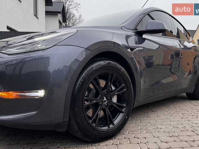 Сірий Тесла Model Y, об'ємом двигуна 0 л та пробігом 46 тис. км за 27500 $, фото 9 на Automoto.ua
