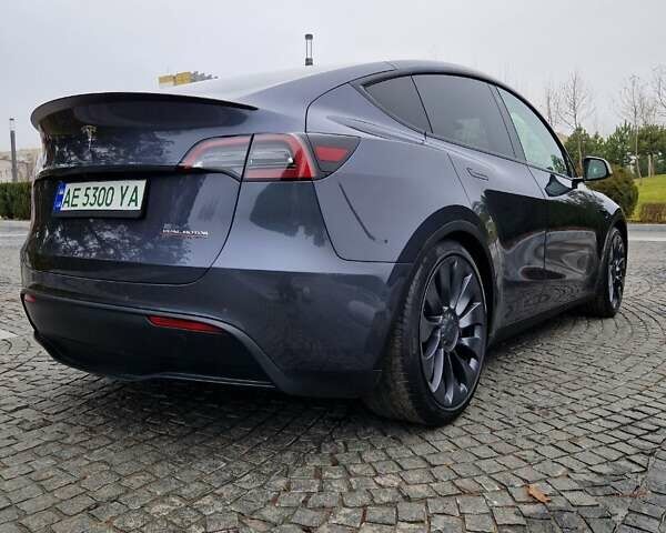 Серый Тесла Model Y, объемом двигателя 0 л и пробегом 38 тыс. км за 35000 $, фото 5 на Automoto.ua