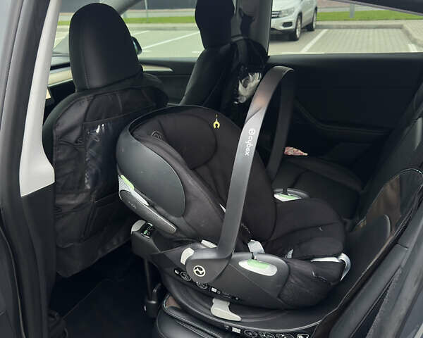 Серый Тесла Model Y, объемом двигателя 0 л и пробегом 41 тыс. км за 29300 $, фото 13 на Automoto.ua