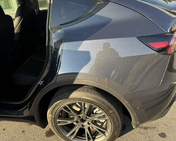 Серый Тесла Model Y, объемом двигателя 0 л и пробегом 34 тыс. км за 24000 $, фото 17 на Automoto.ua