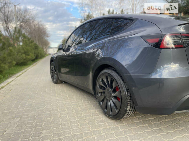 Серый Тесла Model Y, объемом двигателя 0 л и пробегом 25 тыс. км за 36700 $, фото 10 на Automoto.ua