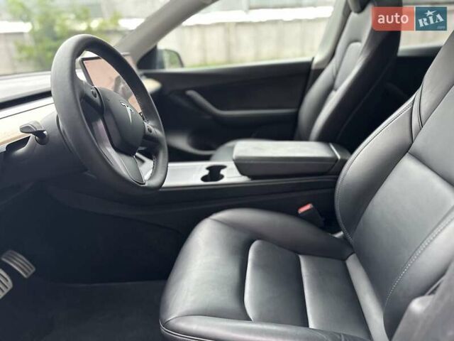 Сірий Тесла Model Y, об'ємом двигуна 0 л та пробігом 121 тис. км за 25000 $, фото 18 на Automoto.ua