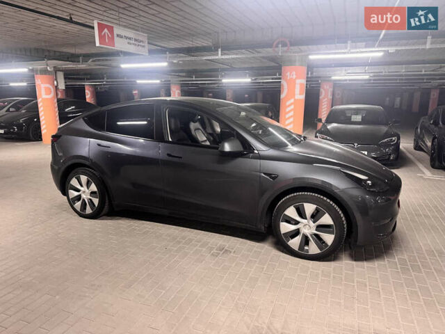 Серый Тесла Model Y, объемом двигателя 0 л и пробегом 140 тыс. км за 24500 $, фото 13 на Automoto.ua