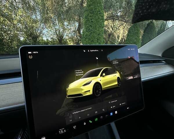 Серый Тесла Model Y, объемом двигателя 0 л и пробегом 60 тыс. км за 28999 $, фото 1 на Automoto.ua