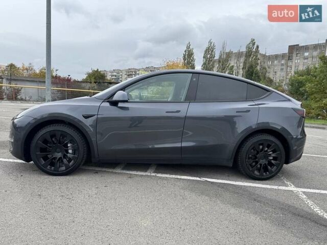 Серый Тесла Model Y, объемом двигателя 0 л и пробегом 61 тыс. км за 25500 $, фото 38 на Automoto.ua