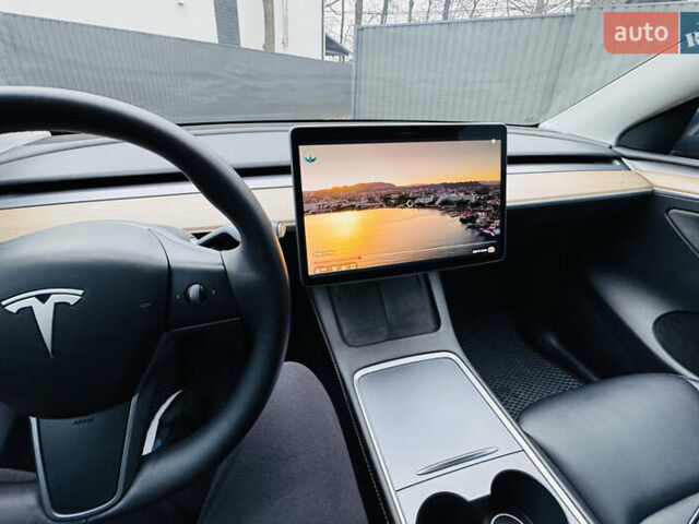 Сірий Тесла Model Y, об'ємом двигуна 0 л та пробігом 46 тис. км за 27500 $, фото 29 на Automoto.ua