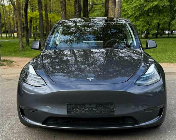 Серый Тесла Model Y, объемом двигателя 0 л и пробегом 54 тыс. км за 31500 $, фото 1 на Automoto.ua